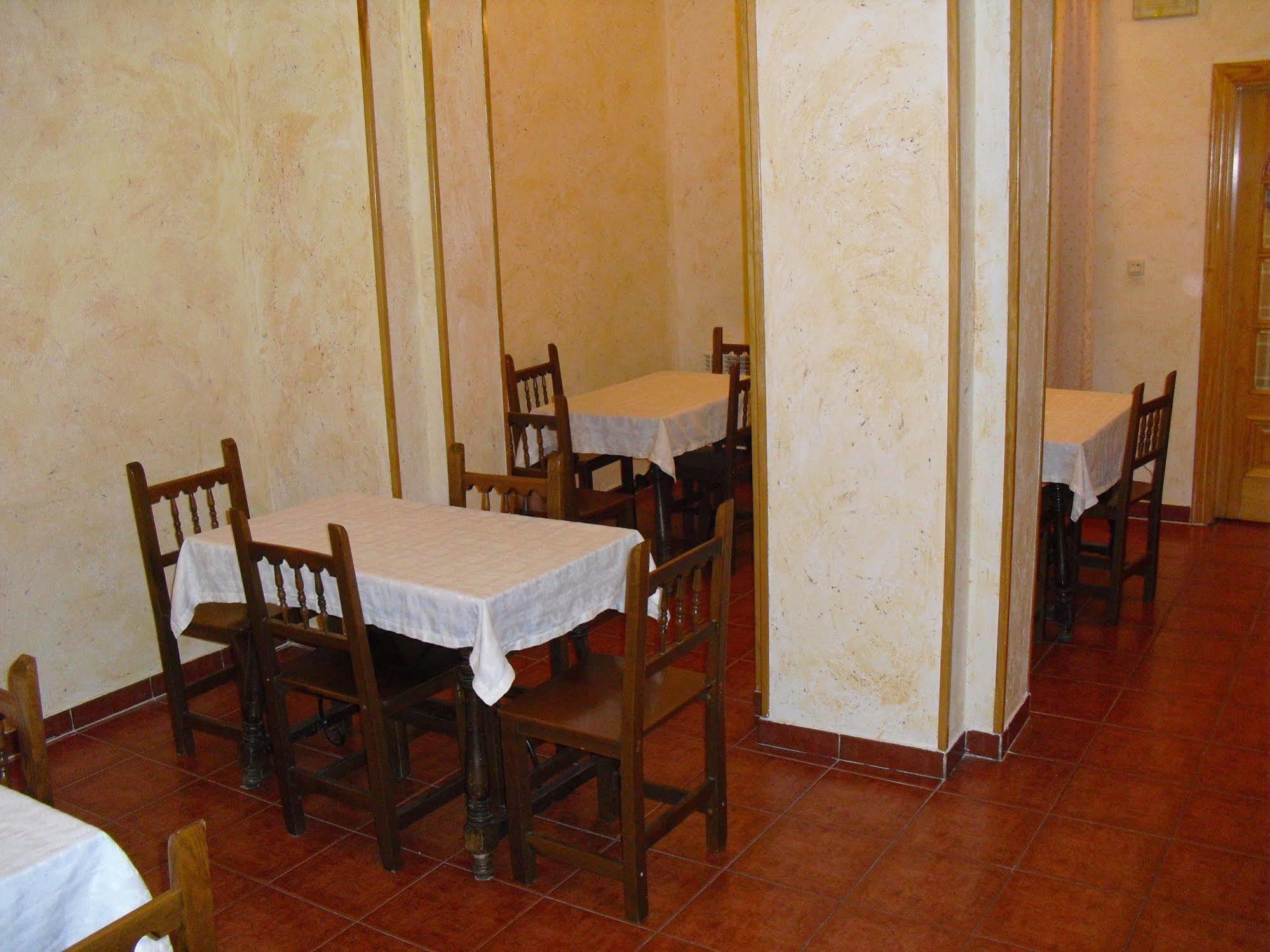 Hostal Bellas Avila Exterior photo